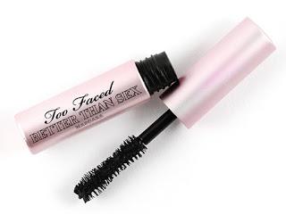 Stardust by Vegas Nay la nuova Holiday Collection di Too Faced