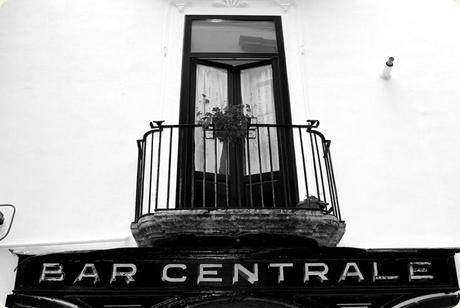 Vietri e Cetara, Due comuni, due anime, due aspirazioni, un solo confine: il mare.