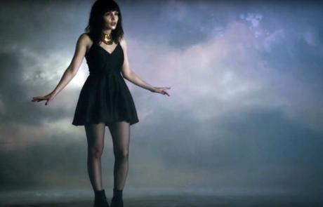 Chvrches-Without-a-Trace-738x475