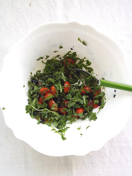 Spaghetti integrali alla crudaiola di rucola