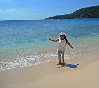 Pulisan, Pantai Besar, spiaggia bianca con fondali per diving e snorkeling