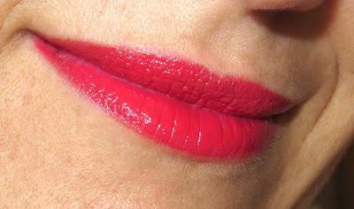 Shiny Lips Collection  - TNS Cosmetics