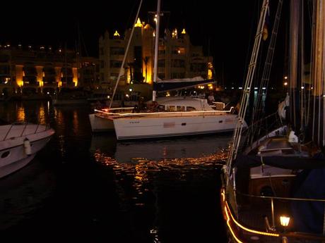 Da fare a Málaga: escursioni in catamarano a Puerto Marina