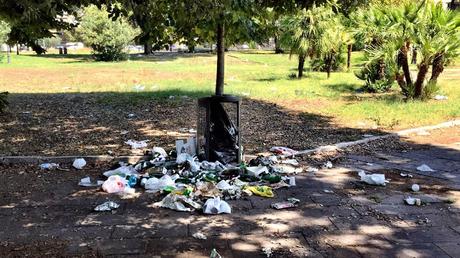 Video. Le condizioni da voltastomaco del Parco della Resistenza. Con però un finale di speranza