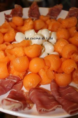 Antipasti: Prosciutto, melone e mozzarelline