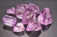 Pietre e cristalli, Kunzite