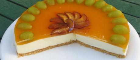 Cheesecake di yogurt e prugne