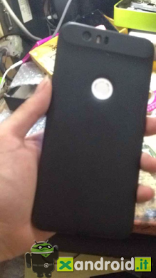 Possibili foto di un Nexus Huawei da 5,7 pollici appaiono online