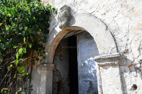 FOTOGALLERY: I graffiti dello xenodochium di San Raffaele nella Valle Carbonara a Monte Sant'Angelo