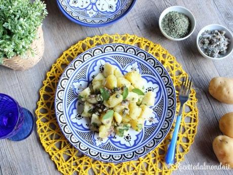 Insalata di patate con acciughe e capperi