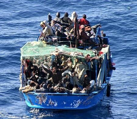 barcone immigrati profughi