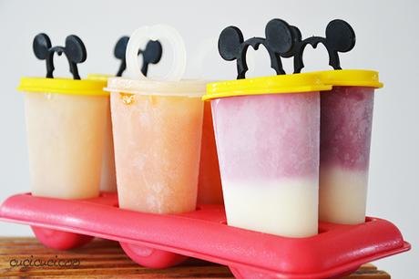 Come fare ghiaccioli salutari fai-da-te: un modo divertente senza sensi di colpa per rinfrescarti con i bambini in estate! www.cucicucicoo.com