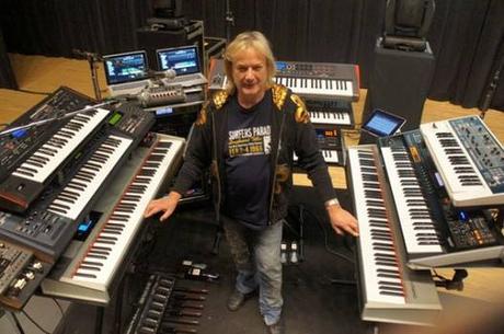 Il compleanno di Geoff Downes e il pensiero di Wazza...