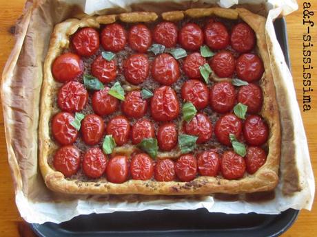 tatin di pomodori e salsa di capperi