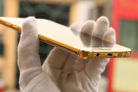 Samsung Galaxy Note 5 disponibile in versione oro 24K a 1450 dollari