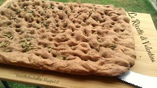 Schiacciata di farro con semi di zucca (ricetta bimby)