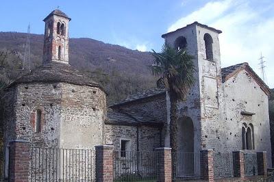 Il battistero di San Lorenzo a Settimo Vittone.