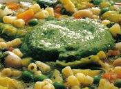 Minestrone pesto, ricetta particolare ricca proteine vitamine.