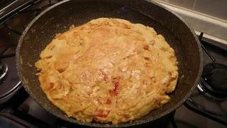 Farinata spessa con peperoni agrodolci cotta in padella.....detta anche Farinata spessa peperoni agrodolci cotta padella.....detta anche