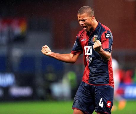 Sarri vuole un altro difensore, ma il tempo stringe