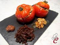 Pomodori farciti di feta e noci con fiocchi d'avena: il silenzio della partenza e l'occasione per il ritorno