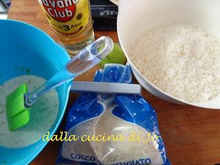 Pasticcini al cocco e lime