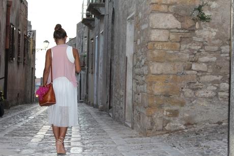 NONSOLOMODA#34: UNA GONNA DI TULLE E QUALCOSA DI ROSA