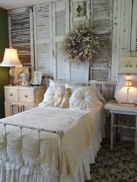 Idee fai da te per arredare la camera da letto in stile shabby chic