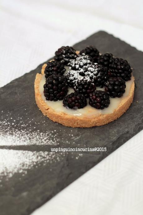 crostatine-mandorle-lemon-curd-e-more