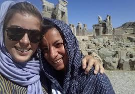 Se Giulia Innocenzi si lamenta della repressione sessuale islamica in ritardo.