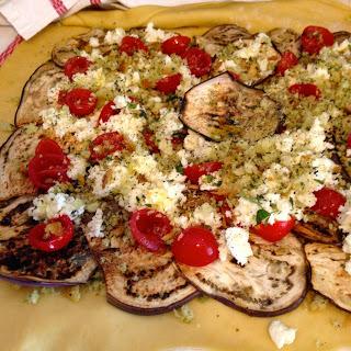 STRUDEL DI MELANZANE, POMODORINI E PANE AROMATICO