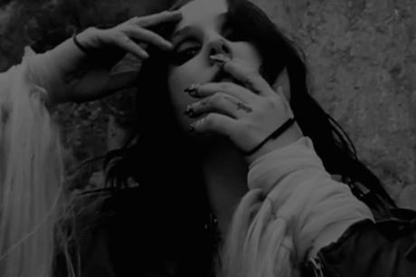 Chelsea Wolfe - Carrion Flowers