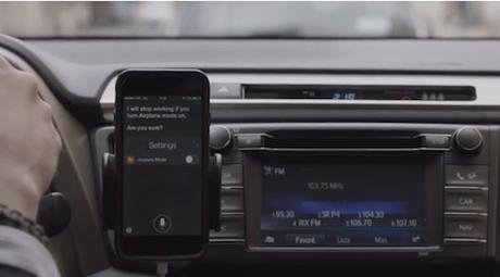 Toyota: la pubblicità che ti spegne il telefono (grazie, Siri...)