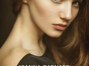 Anteprima: RAGAZZA VOLTE" Joanna Barnard