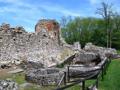 Castelseprio: remota fortezza a cavallo tra due mondi.