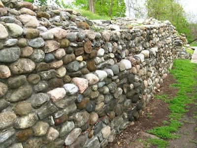 Castelseprio: remota fortezza a cavallo tra due mondi.