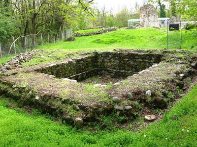 Castelseprio: remota fortezza a cavallo tra due mondi.