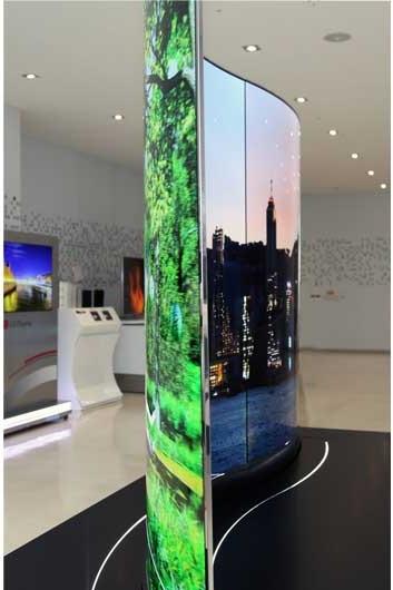 LG mostra il primo TV OLED con display su due lati [ IFA 2015 ]