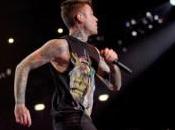 Fedez racconta mercoledì settembre prima serata Italia1.