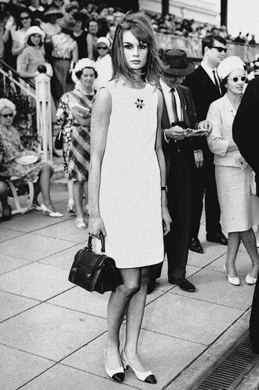 SIXTIES DRESS AND SHOES