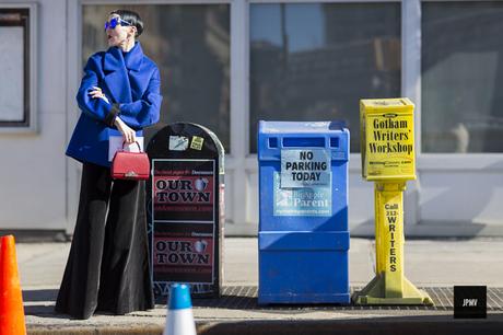 Extra Fashion: fatti la foto in tinta con lo sfondo