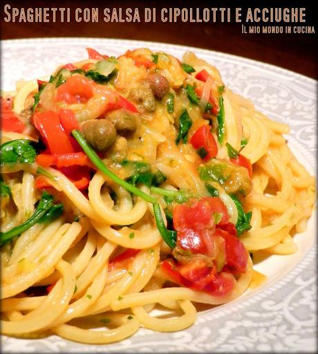 SPAGHETTI alla CHITARRA con salsa di cipollotti e acciughe