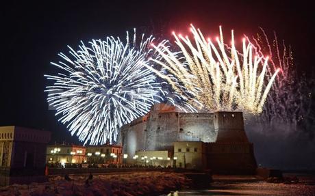 Fuochi d’artificio sul Lungomare di Napoli | Festa di Piedigrotta 2015