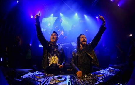 Gaty Vocalist in consolle con Bob Sinclar al Seven Lugano |The Club