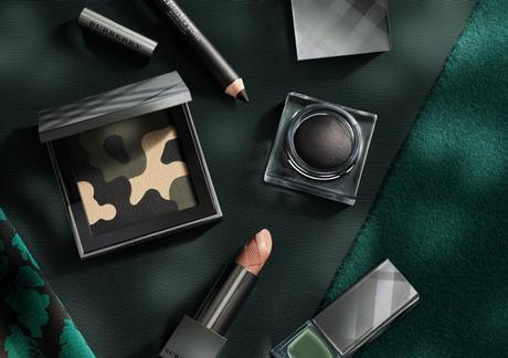 Burberry make-up Autunno/Inverno 2015-2016: la collezione beauty da non perdere [FOTO]