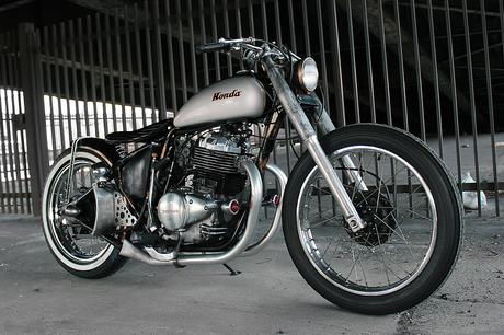 Eccentric CB400