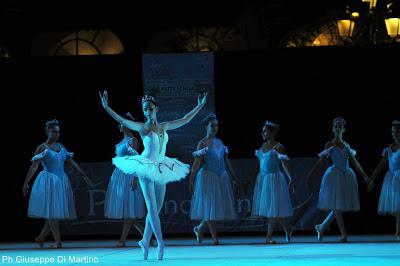 POSITANO PREMIA LA DANZA....PATTY SCHISA con Rhapsody in Blue