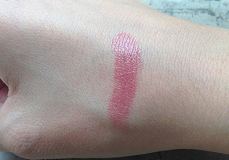 Urban Decay Revolution Lipstick in #Sheer Liar