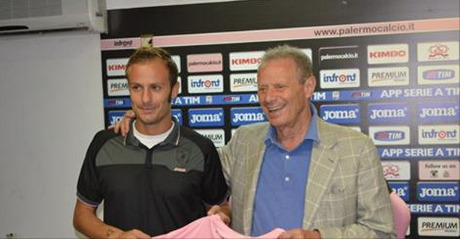 Zamparini‬: presento ‪‎Gilardino‬, felice arrivo. entusiasmo ventenne!