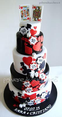 cake design wedding cake torta nuziale casinò carte da gioco fiches polvere di zucchero